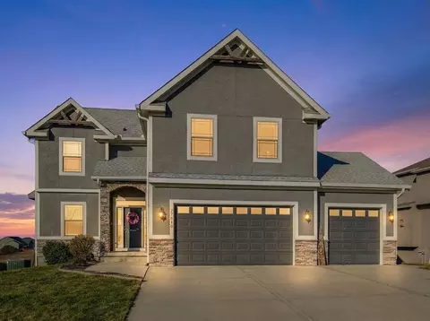 27810 E 133rd Ct, Lees Summit, MO 64086