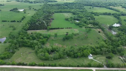 Crescent Hill Road, Paola, KS 66071