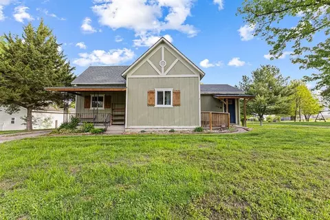 639 Leidy St, Cosby, MO 64436