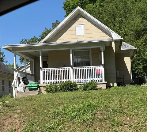 2418 S 17th St, Saint Joseph, MO 64503