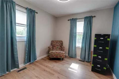 Bedroom - 906 N Ponca Dr, Independence, MO 64056 photo 3 of 3