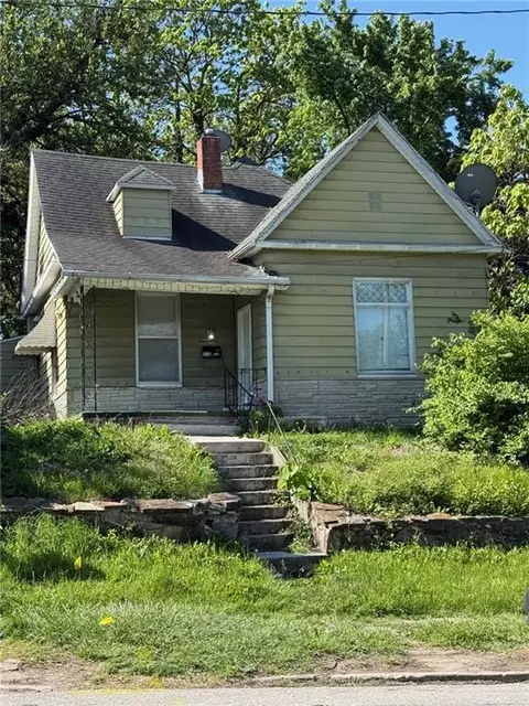 1710 Mitchell Ave, Saint Joseph, MO 64507