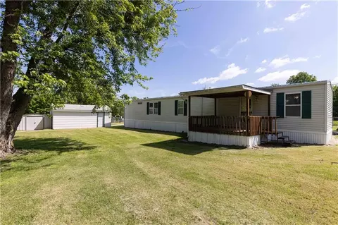Other - 309 N North St, Windsor, MO 65360 photo 1 of 4