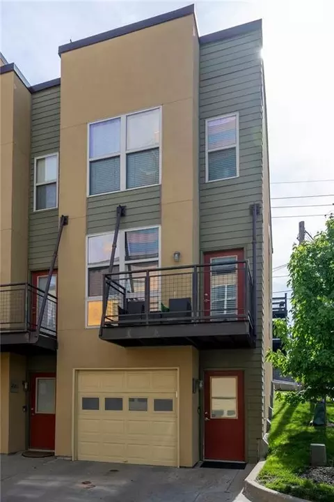4585 Madison Ave, Kansas City, MO 64111