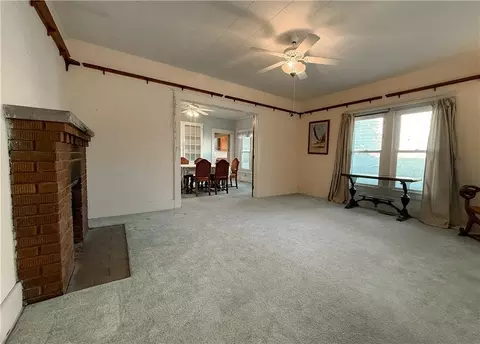 Living - 524 W Cherry St, Nevada, MO 64772 photo 2 of 8