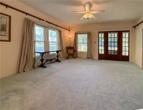 Living - 524 W Cherry St, Nevada, MO 64772 photo 4 of 8