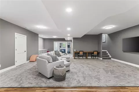 Living - 7563 County Road 421 Rd, Amazonia, MO 64421 photo 4 of 6