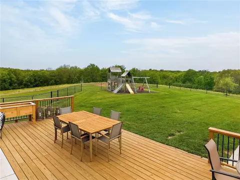 Exterior - 7563 County Road 421 Rd, Amazonia, MO 64421 photo 9 of 12