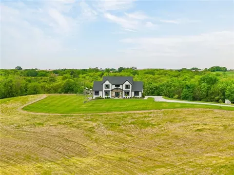 Exterior - 7563 County Road 421 Rd, Amazonia, MO 64421 photo 11 of 12