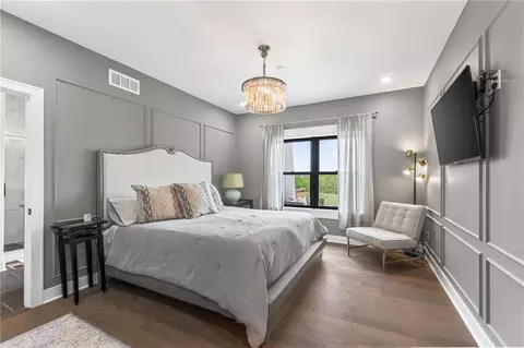 Bedroom - 7563 County Road 421 Rd, Amazonia, MO 64421 photo 1 of 11