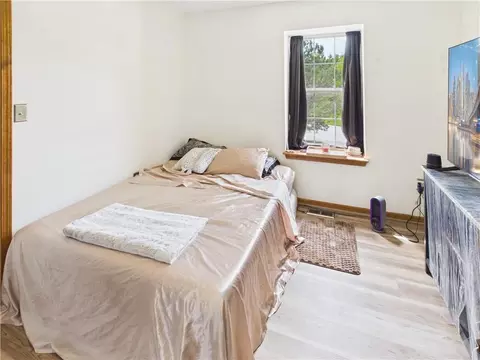 Bedroom - 719 Brookside Dr, Warrensburg, MO 64093 photo 1 of 4