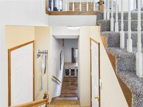 Entry Way - 719 Brookside Dr, Warrensburg, MO 64093 photo 5 of 5