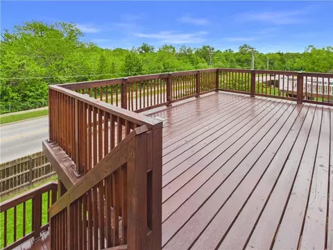 Exterior - 719 Brookside Dr, Warrensburg, MO 64093 photo 6 of 7