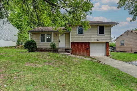 5733 N Drury Ave, Kansas City, MO 64119