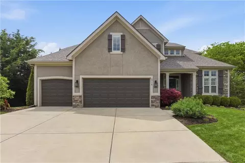 9716 Inspiration St, Lenexa, KS 66227