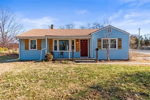 2417 S Ellison Way, Independence, MO 64055