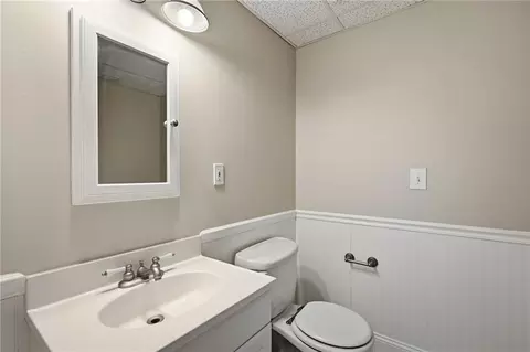 Bath - 2408 S Ponca Ave, Independence, MO 64057 photo 5 of 5