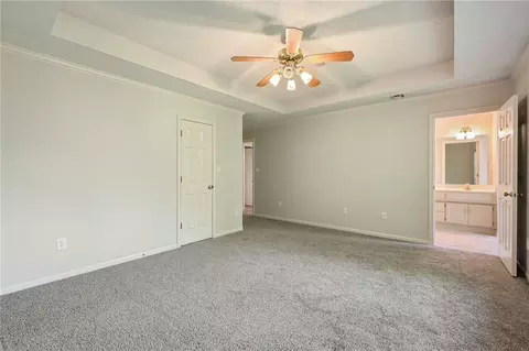 Bedroom - 2408 S Ponca Ave, Independence, MO 64057 photo 3 of 5
