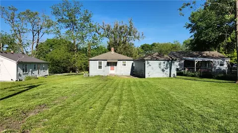 Exterior - 406 Maple St, Lathrop, MO 64465 photo 3 of 3