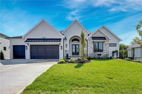 18101 Cody St, Overland Park, KS 66013