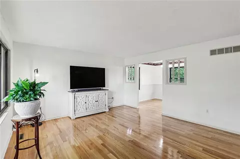 Living - 300 E Casey Rd, Lone Jack, MO 64070 photo 3 of 4