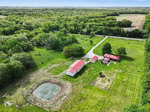 View/Area - 300 E Casey Rd, Lone Jack, MO 64070 photo 3 of 9