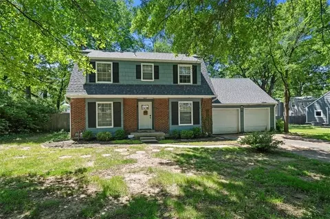 2001 W 79 St, Prairie Village, KS 66208