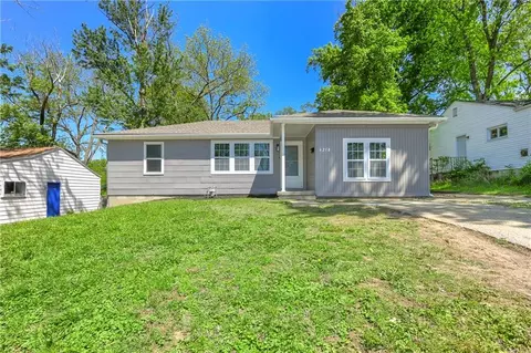 6218 Rowland Ave, Kansas City, KS 66104