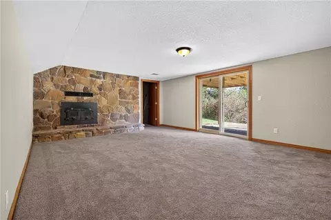 Living - 14293 E Quail Rd, Nevada, MO 64772 photo 5 of 5