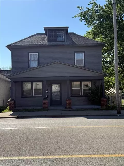 1803 Saint Joseph Ave, Saint Joseph, MO 64505