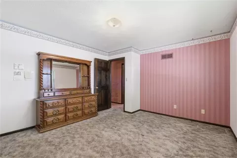 Bedroom - 3300 S Phelps Rd, Independence, MO 64055 photo 2 of 4