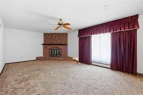 Living - 3300 S Phelps Rd, Independence, MO 64055 photo 3 of 3
