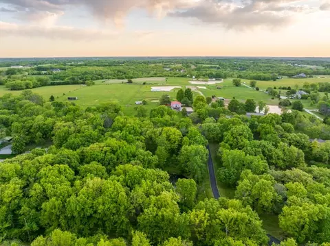 32506 E Hammond Rd, Grain Valley, MO 64029