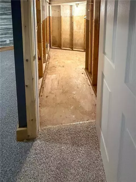 Entry Way - 5538 SE Lakeview Dr, Lathrop, MO 64465 photo 1 of 2