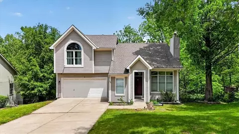 7007 N Holly Ct, Kansas City, MO 64118