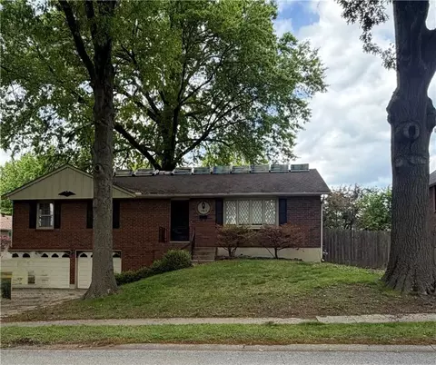 15012 E 42nd Ter, Independence, MO 64055