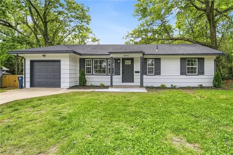 4607 E 112th Ter, Kansas City, MO 64137