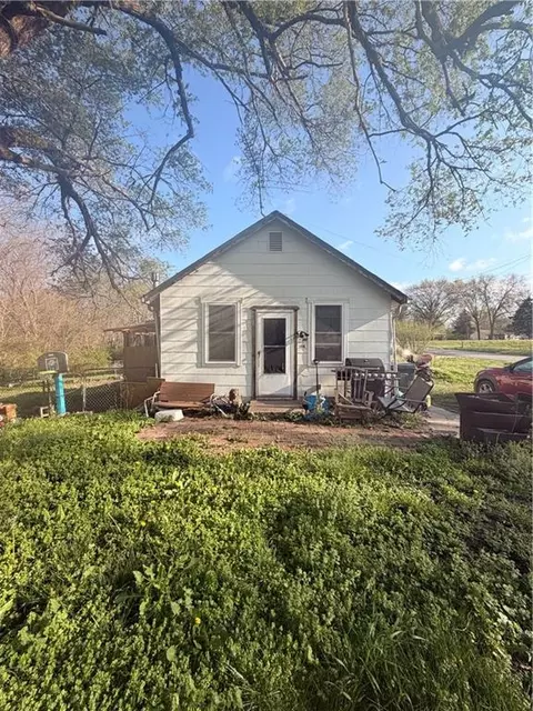 1400 Kiowa St, Leavenworth, KS 66048