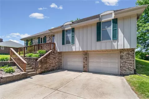 816 Kristen St, Cameron, MO 64429