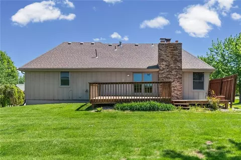 Exterior - 816 Kristen St, Cameron, MO 64429 photo 6 of 8