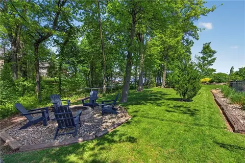 Exterior - 1406 Kenton Ln, Raymore, MO 64083 photo 12 of 12