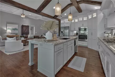 Kitchen - 1406 Kenton Ln, Raymore, MO 64083 photo 4 of 8