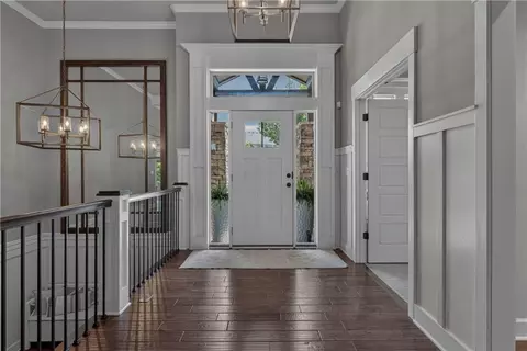 Entry Way - 1406 Kenton Ln, Raymore, MO 64083 photo 3 of 9