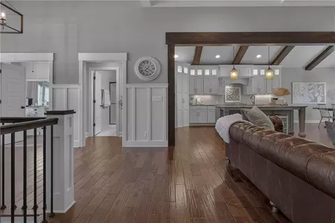 Entry Way - 1406 Kenton Ln, Raymore, MO 64083 photo 5 of 9