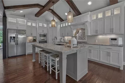 Kitchen - 1406 Kenton Ln, Raymore, MO 64083 photo 3 of 8