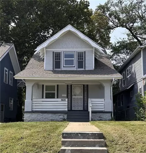 3622 College Ave, Kansas City, MO 64128