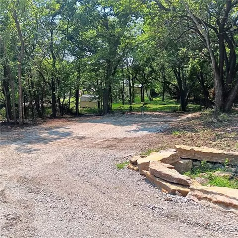 26 10 Pecan Dr, Linn Valley, KS 66040