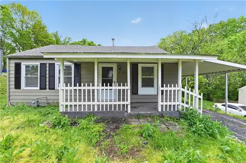 5131 Oakland Ave, Kansas City, KS 66102