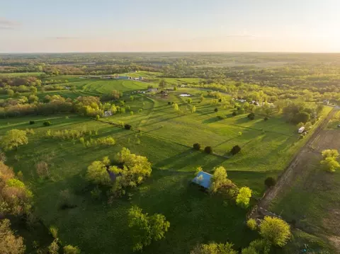 View/Area - 719 NW 871st Rd, Centerview, MO 64019 photo 14 of 27