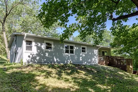 226 S 68th St, Kansas City, KS 66111